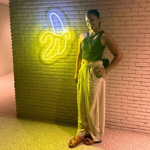 Meet your Posher, Elizabeth